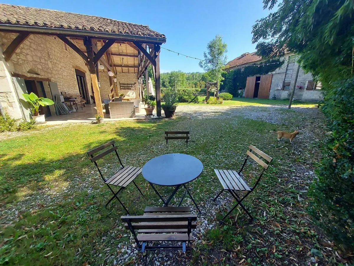 Le Moulin De Bernard Bed & Breakfast Saint-Pantaléon 0*,